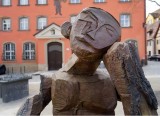 Nightheart II - Nachdenkliches vor dem Dinkelsbühler Rathaus